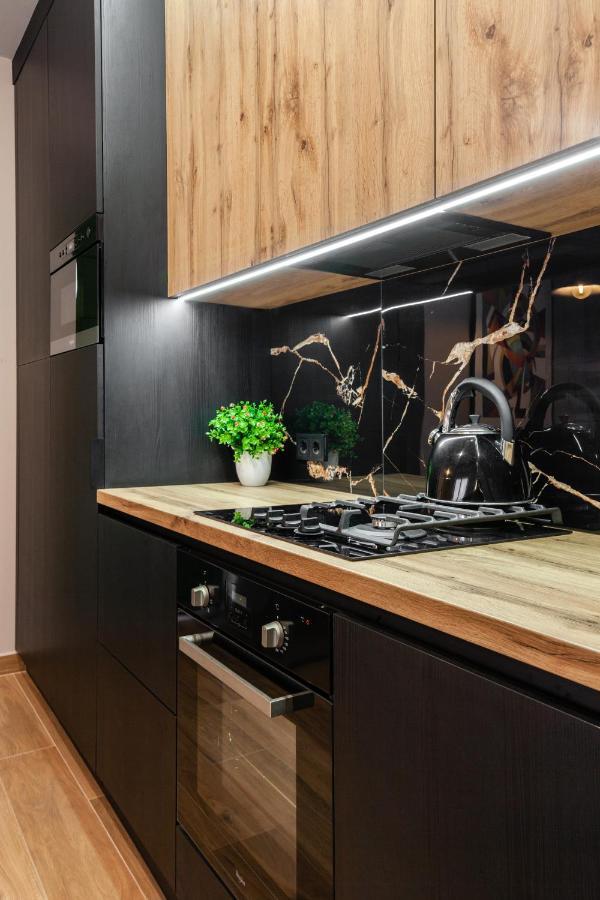 إلفيف Leogrand Apartments On Shevchenka 38-1 المظهر الخارجي الصورة